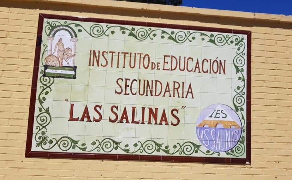 Los tribunales dan la razón al ex director del IES Las Salinas de San Fernando (Cádiz)